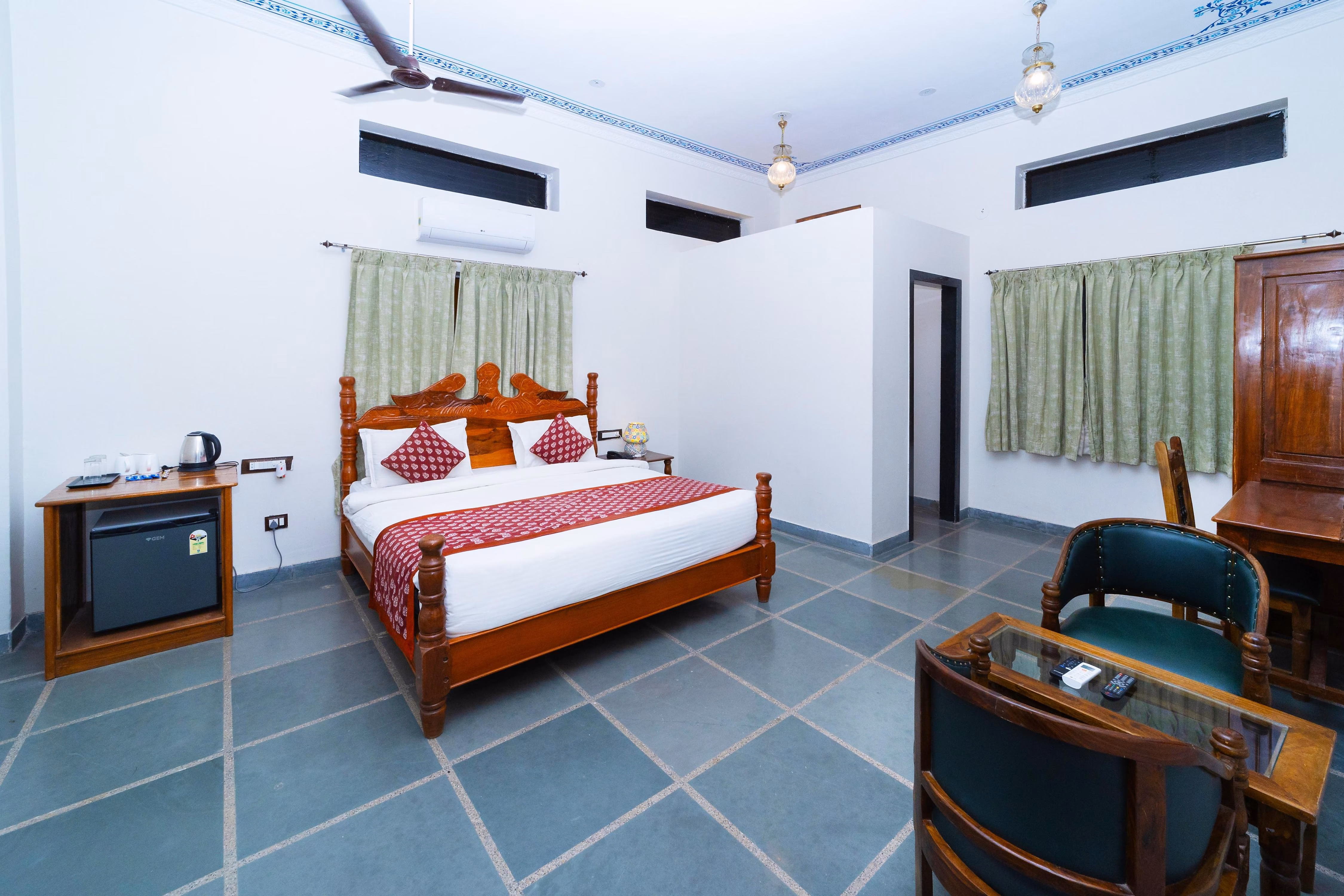 Elegant royal suite with a four-poster bed